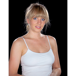 I met T'Lane through a session I shot for a friend of hers on Manhattan Beach. She was absolutely gorgeous and I was thrilled that she agreed to shoot with me.